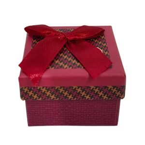 Caja cuadrada para anillo